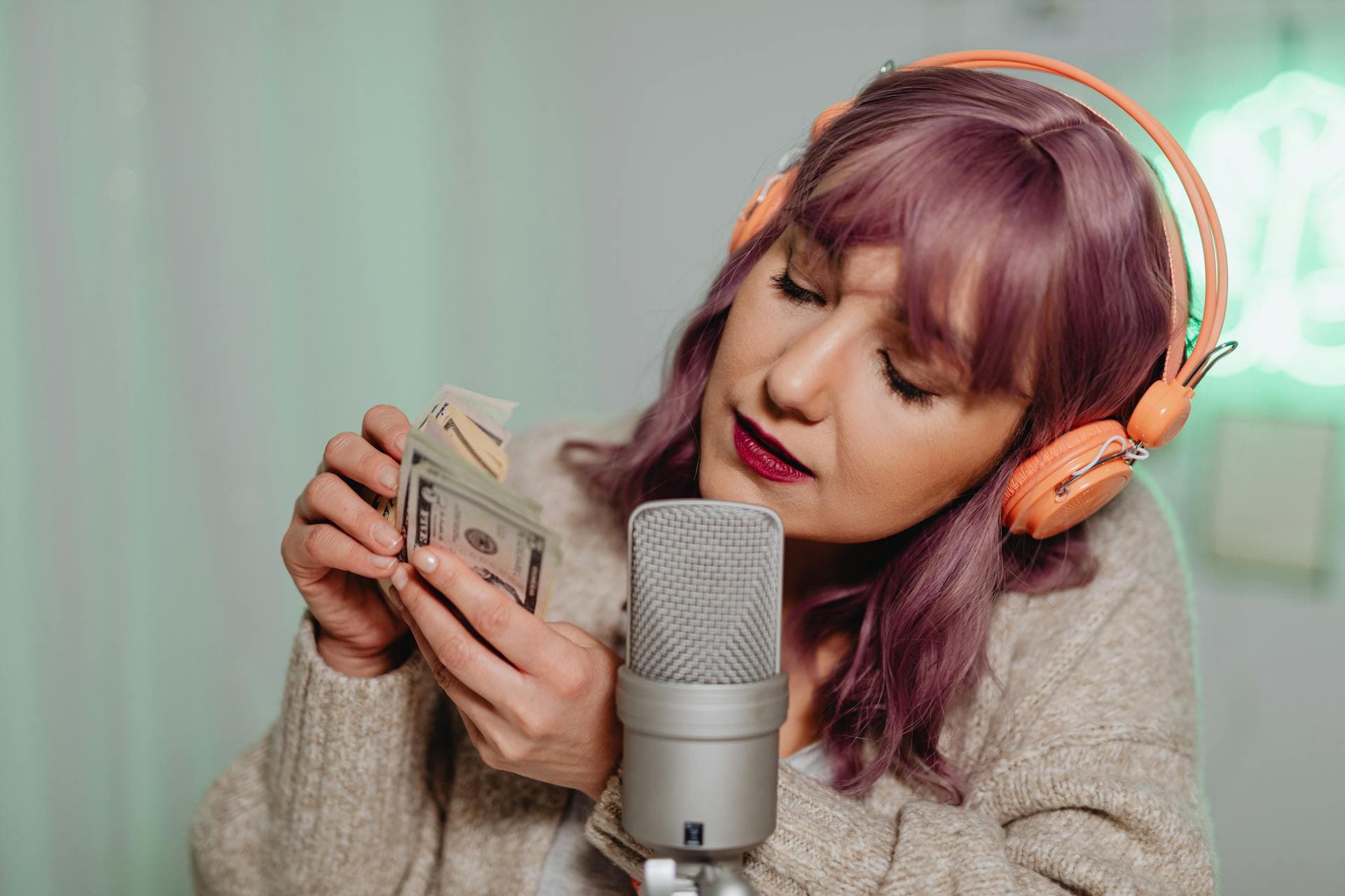 Best Free Text to Speech Tools (2026): AI Voices, Desktop & API