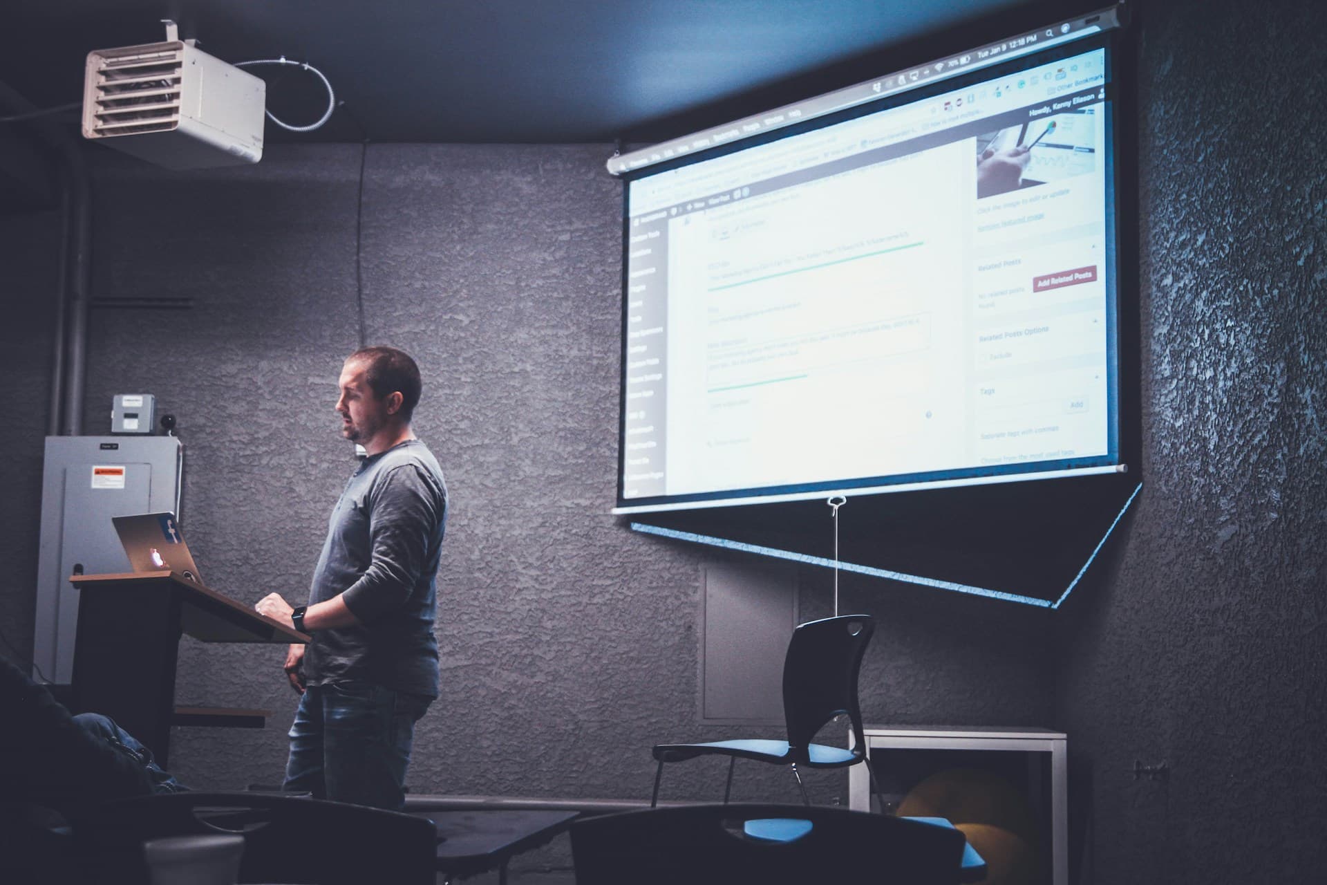 How to Record a PowerPoint Presentation with Audio (2026)