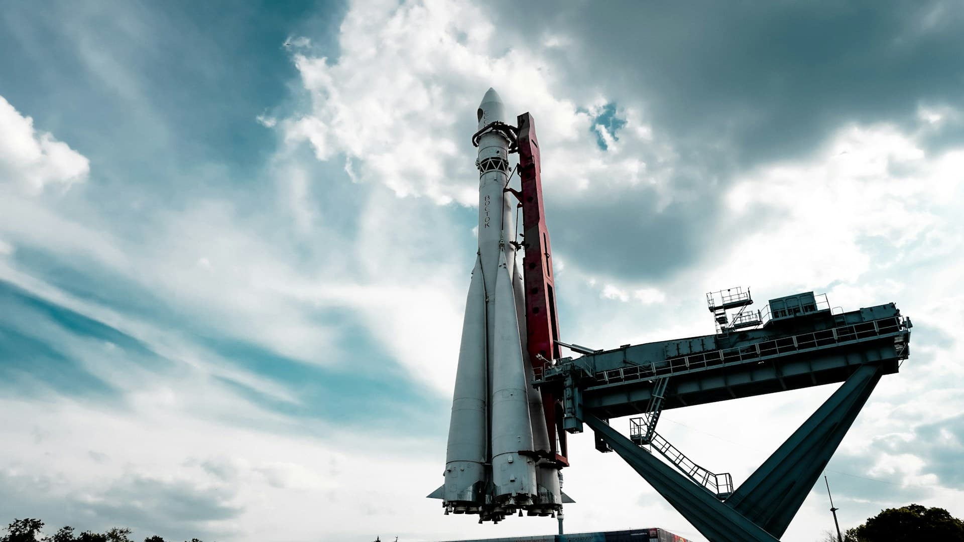 Product Hunt Launch Video & Checklist: How We Got #1